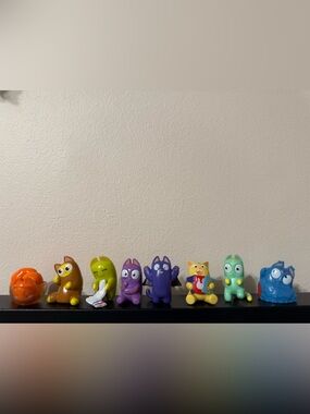 Hasbro Lost Kitties Mini Figures Lot 7 Collectible Cats Bundle